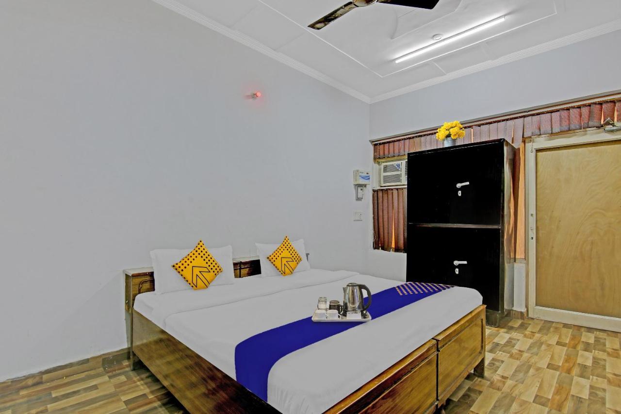 Spot On Shree Naman Guest House Sonipat Exterior foto