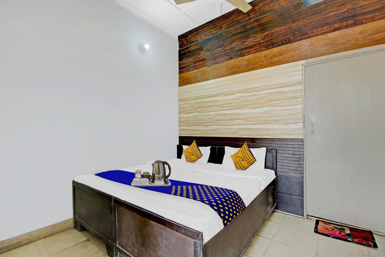 Spot On Shree Naman Guest House Sonipat Exterior foto